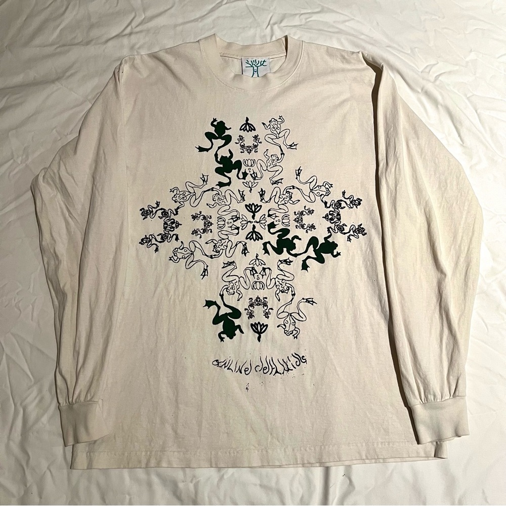 Online Ceramics, Long Sleeve Tee, Size Medium, Frogs